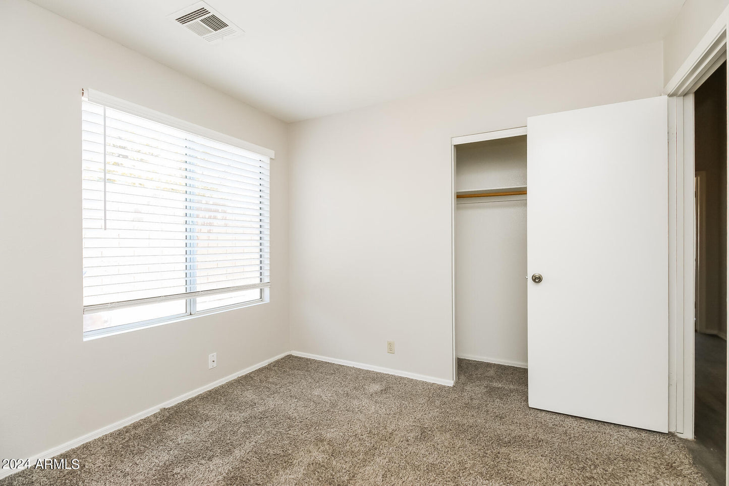 6405 E VIRGINIA ST, MESA, AZ 85215