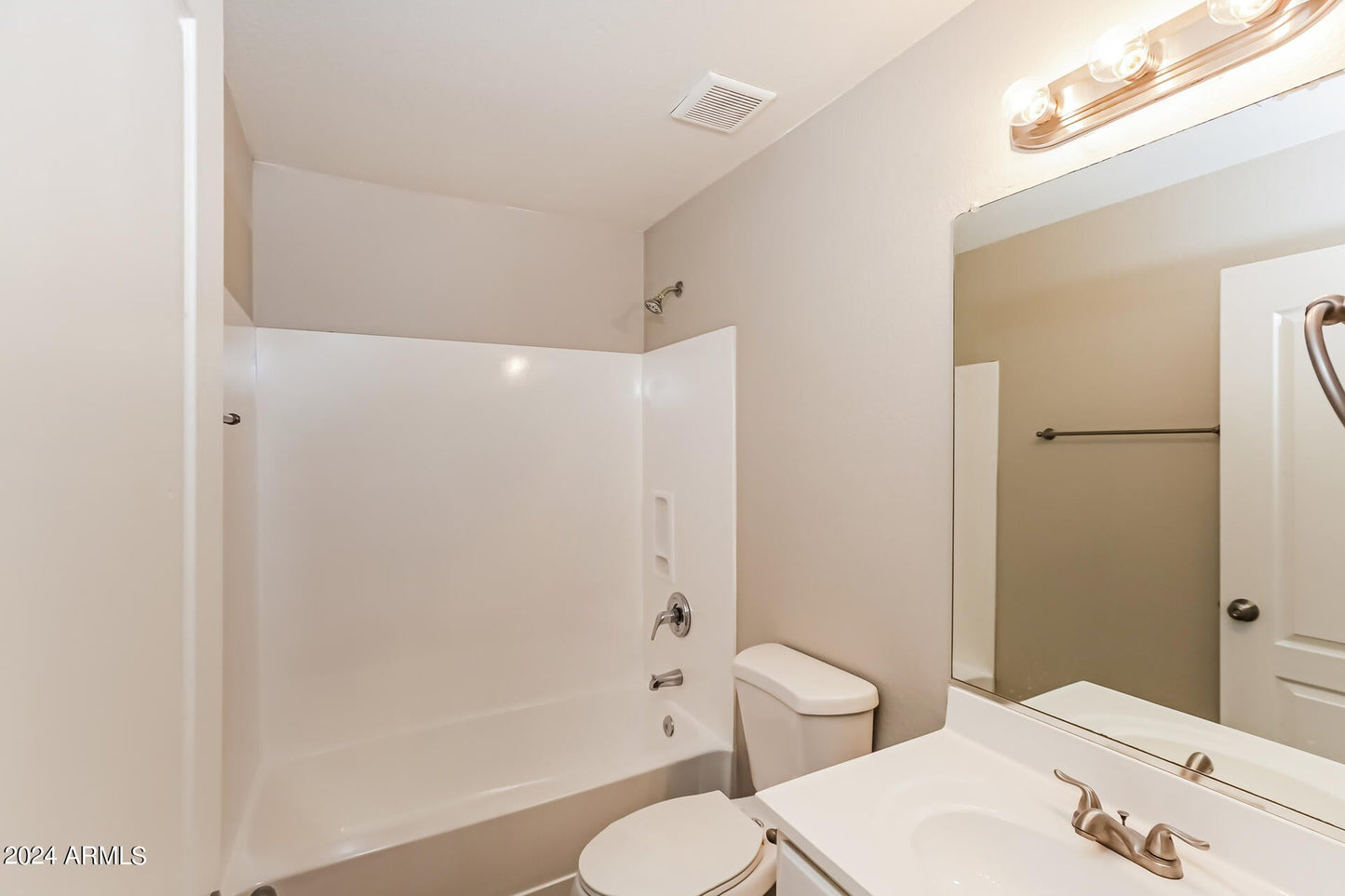 2167 E ARABIAN DR, GILBERT, AZ 85296