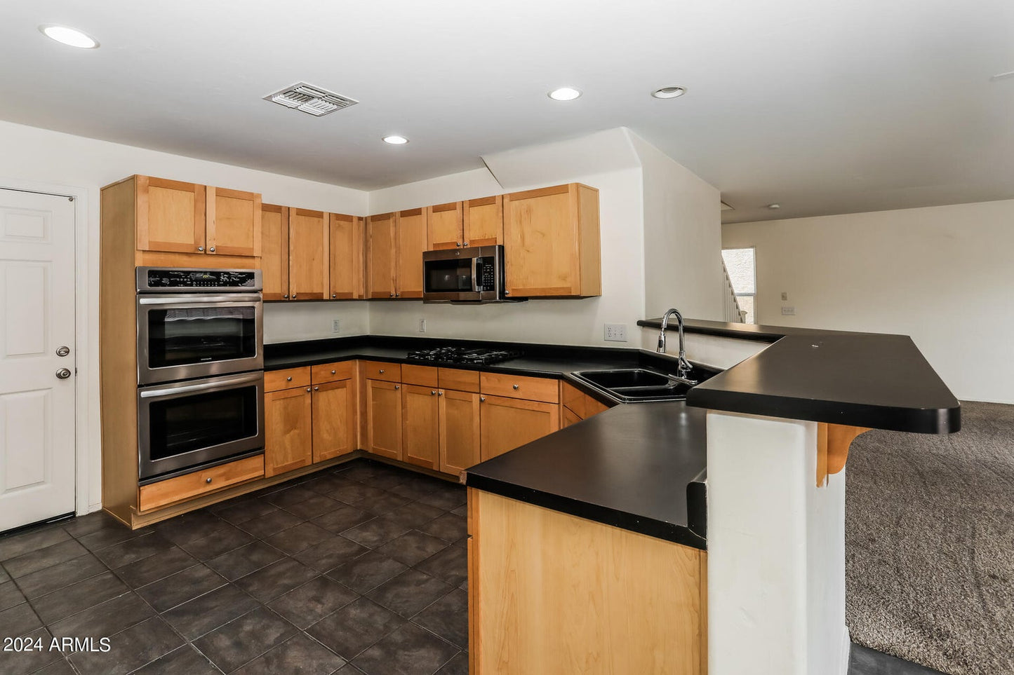 7063 S BRICKELLBUSH LN, TUCSON, AZ 85756