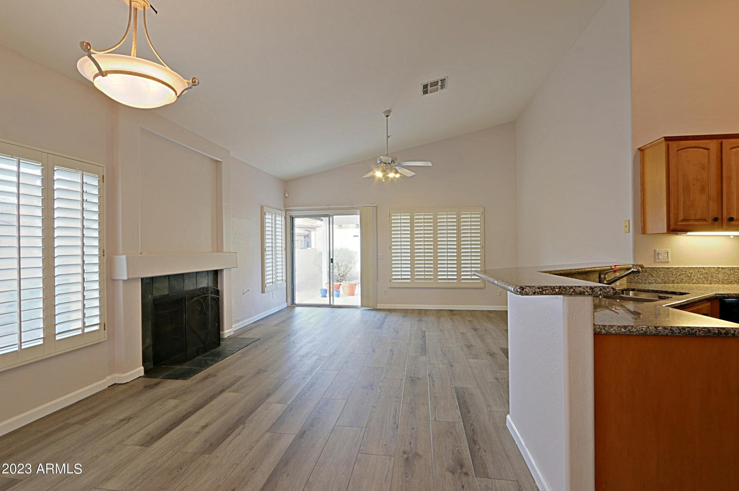 10010 E REDFIELD DR, SCOTTSDALE, AZ 85260 3 BED / 2 BATH $2,850 PM 1,763 SQ. FT. (Under Contract/Backups)
