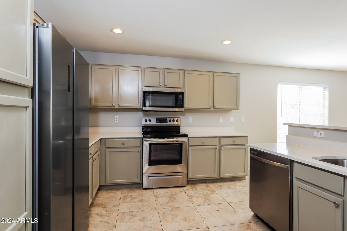 2223 W NANCY LN Phoenix AZ 85041