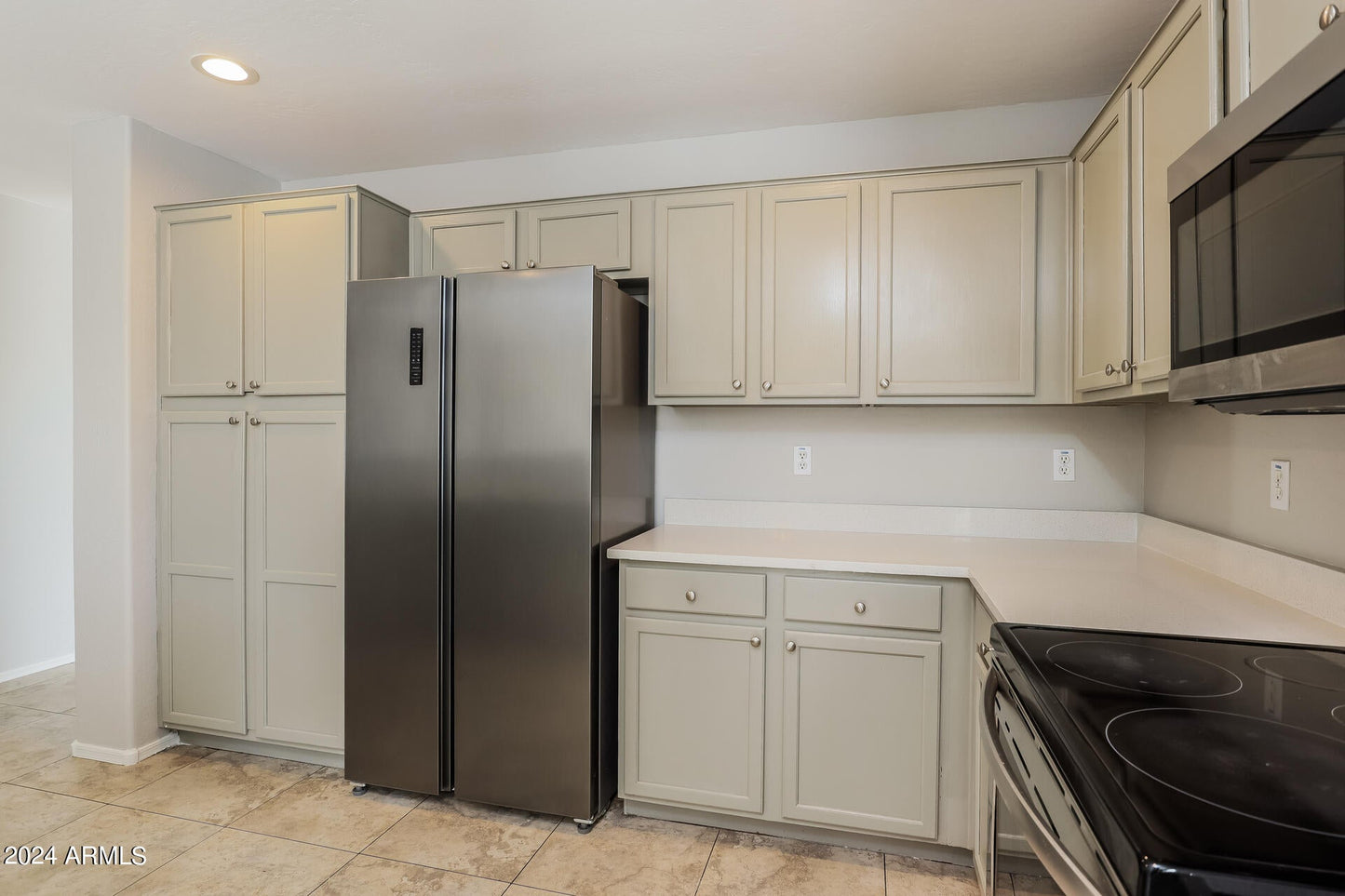 2223 W NANCY LN Phoenix AZ 85041