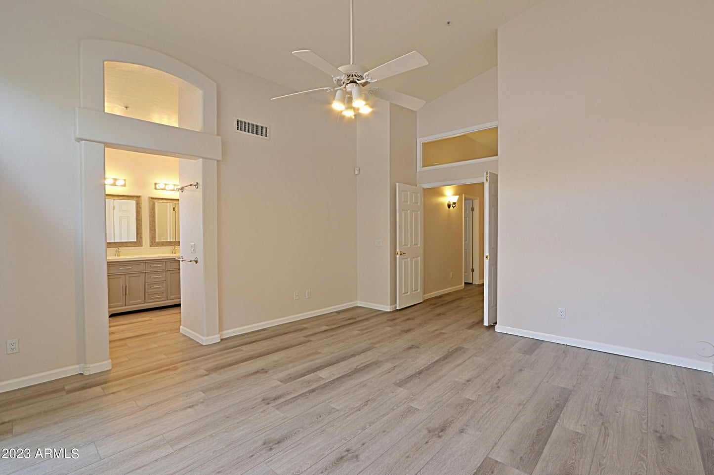 10010 E REDFIELD DR, SCOTTSDALE, AZ 85260 3 BED / 2 BATH $2,850 PM 1,763 SQ. FT. (Under Contract/Backups)