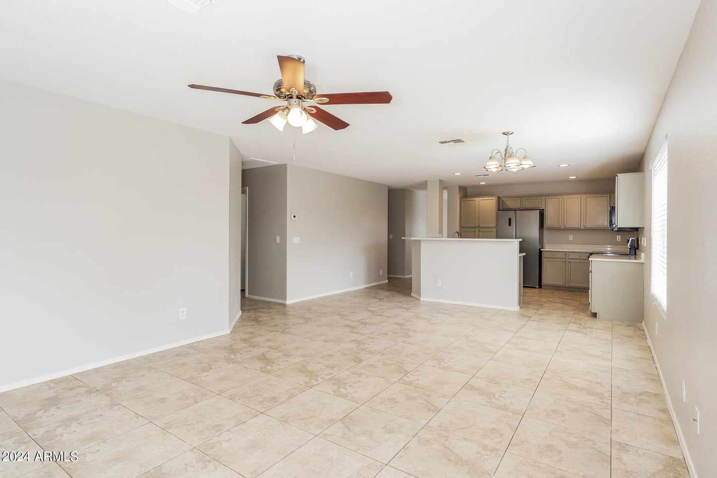 2223 W NANCY LN Phoenix AZ 85041