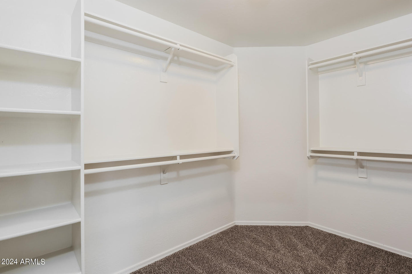 2223 W NANCY LN Phoenix AZ 85041