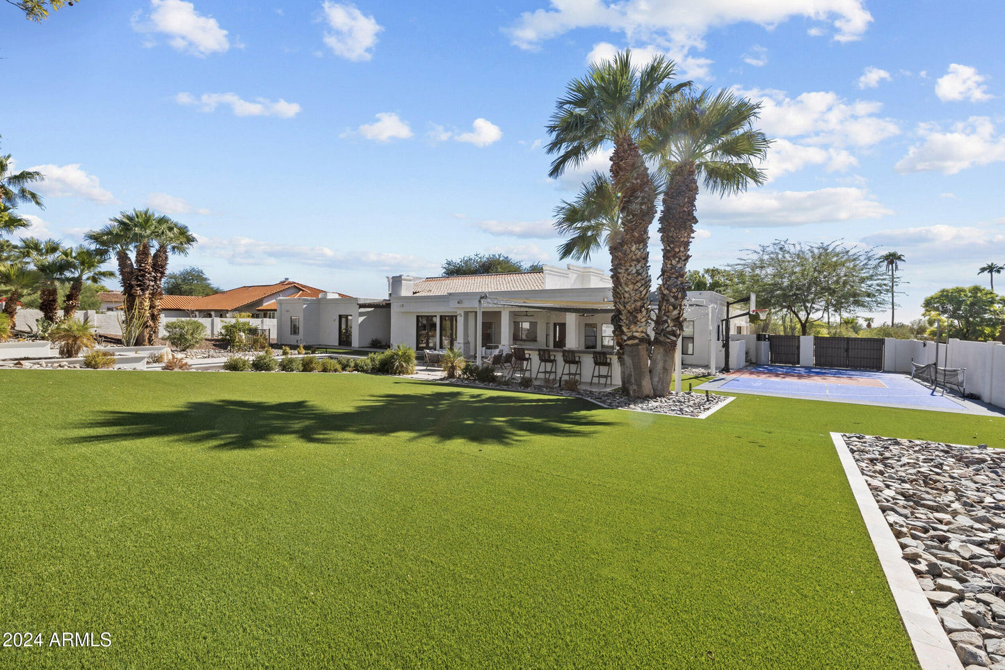 10540 E LARKSPUR DR, SCOTTSDALE, AZ 85259