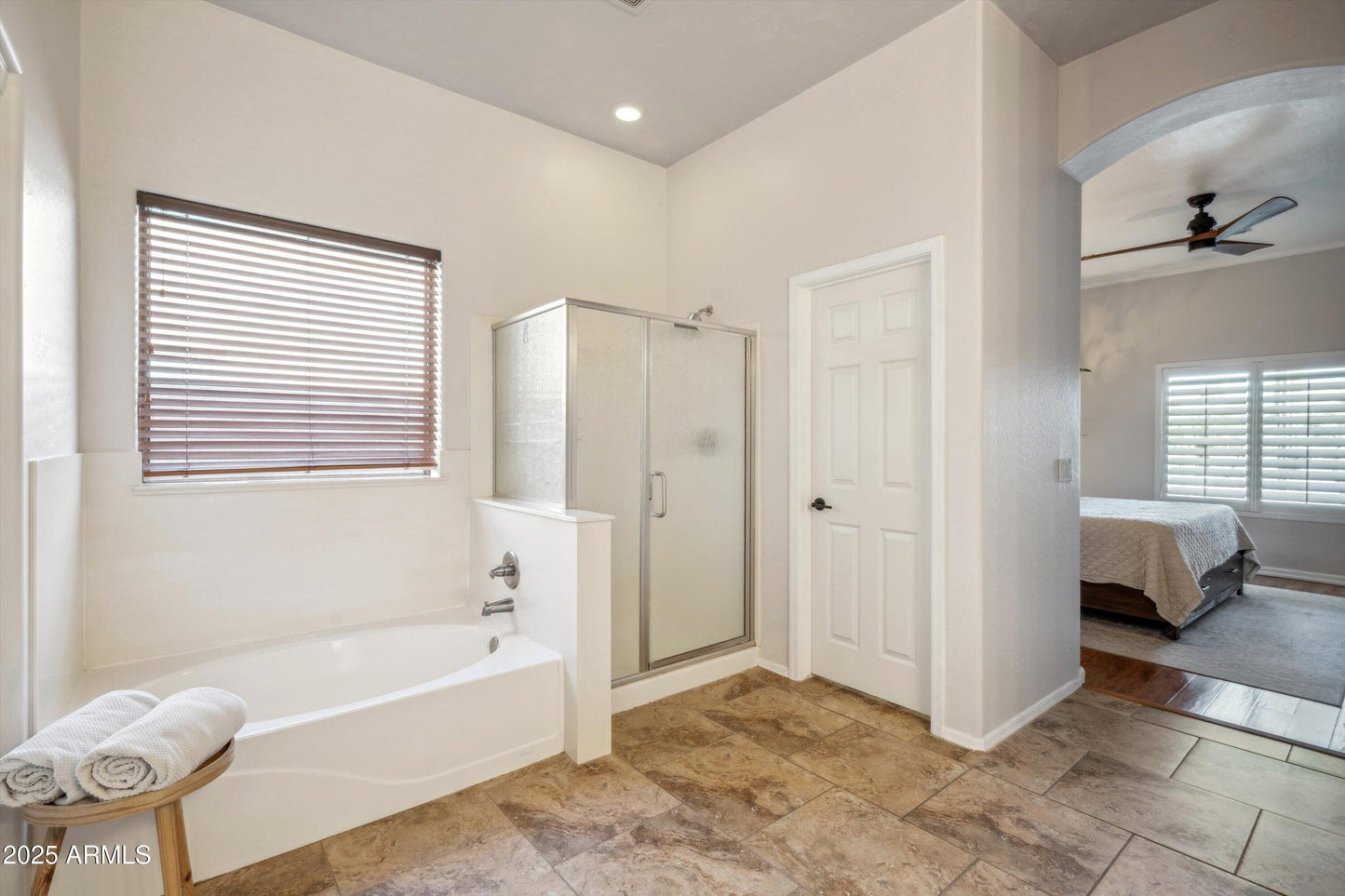 10933 W PALM LN, Avondale, AZ 85392