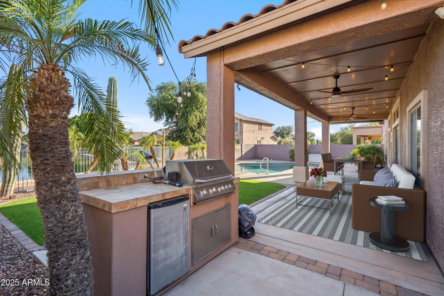 10933 W PALM LN, Avondale, AZ 85392