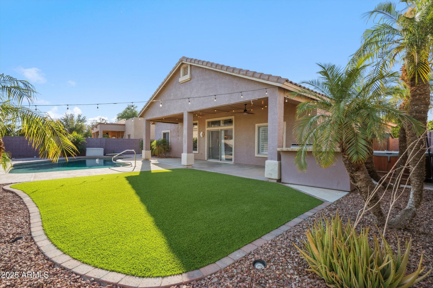 10933 W PALM LN, Avondale, AZ 85392