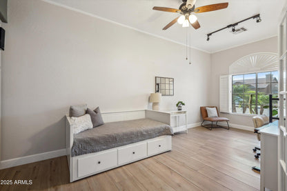 10933 W PALM LN, Avondale, AZ 85392